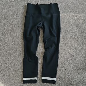 Athleta Evergreen Leggings Size Small